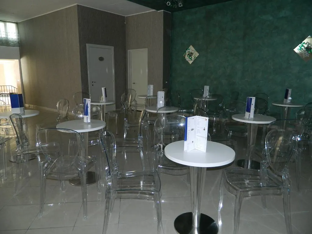 Hotel Inn Giardini-Naxos 4*,